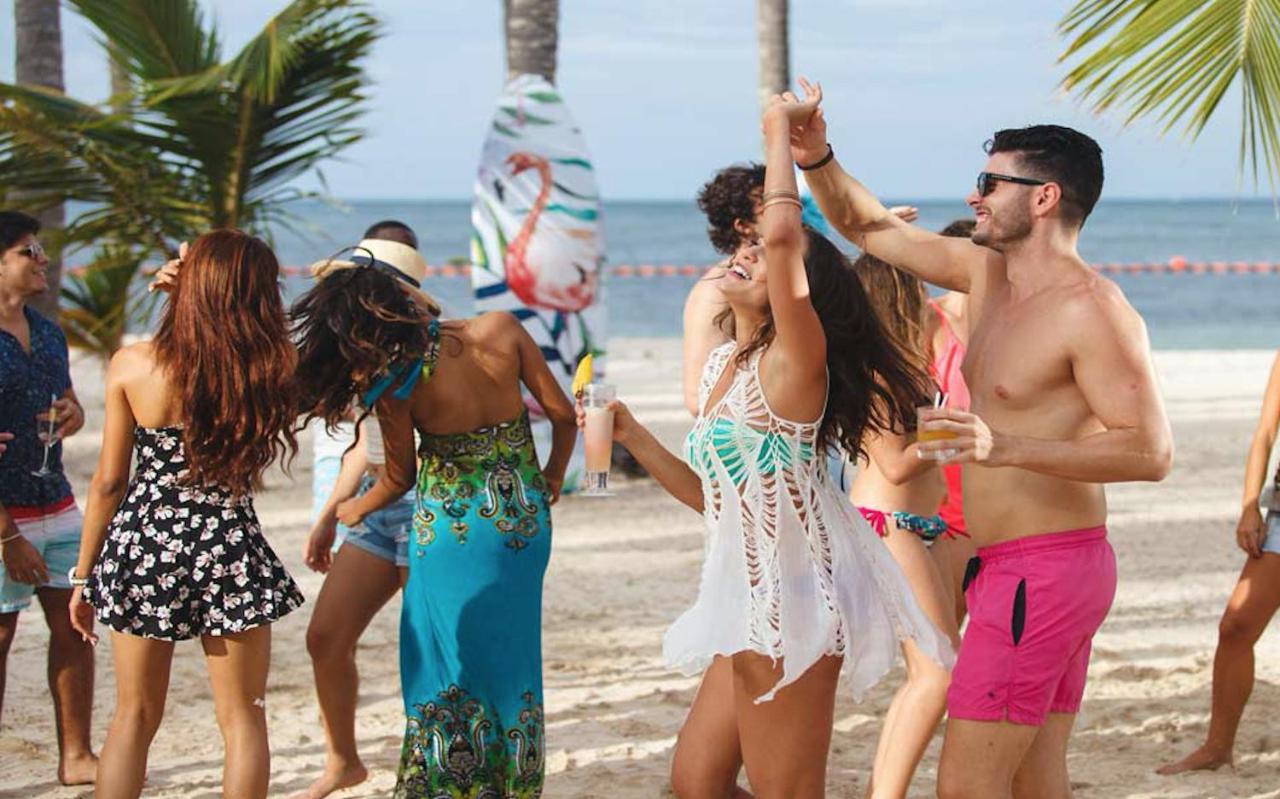 Grand Caribe Beach Club And Spa - Playa Los Corales Пунта Кана Екстериор снимка